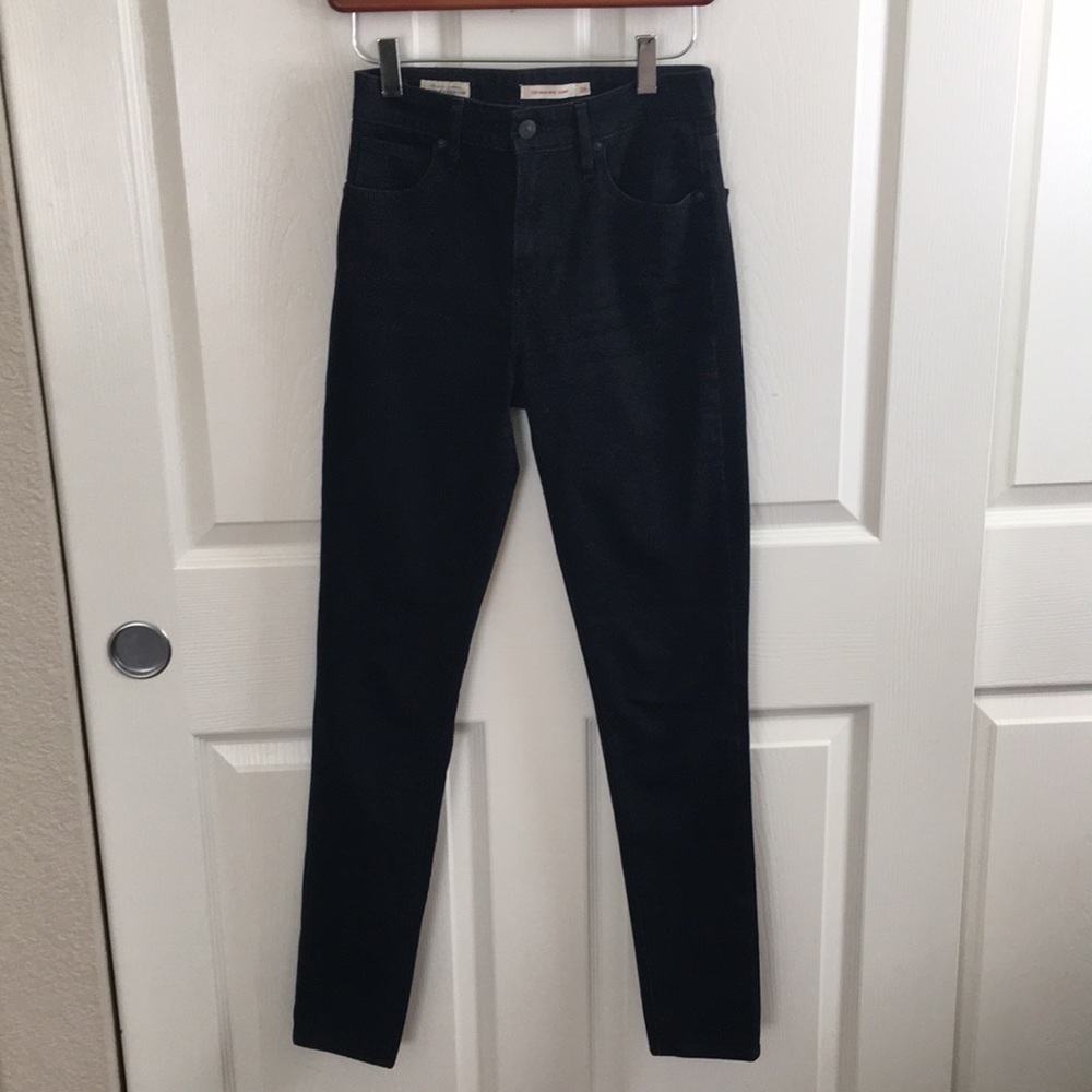 Levi womens skinny high rise jeans
